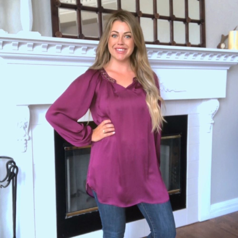 Status by Chenault Purple Beaded Tunic Blouse Sz Small